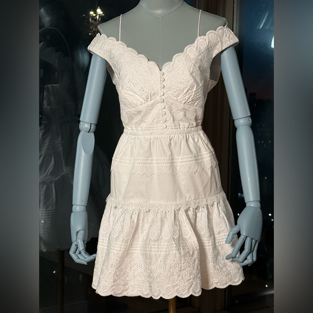 🆕 SELF-PORTRAIT 🧿 NWOT White Scallop Edge Off-Shoulder Mini Dress Sz UK12 US 8 - Picture 4 of 14